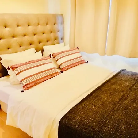 Magnifica 12 Villa