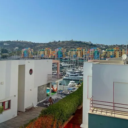 Magnifica 12 Villa