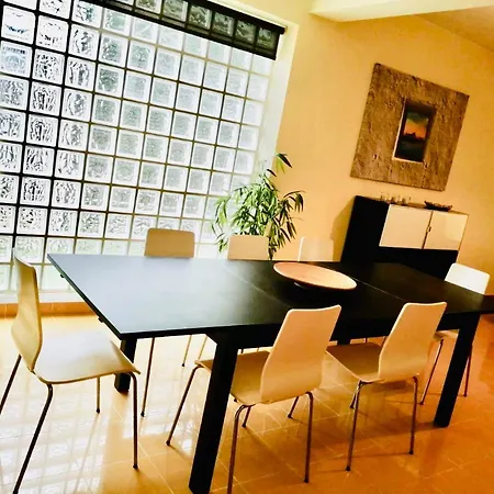 Villa Magnifica 12 *